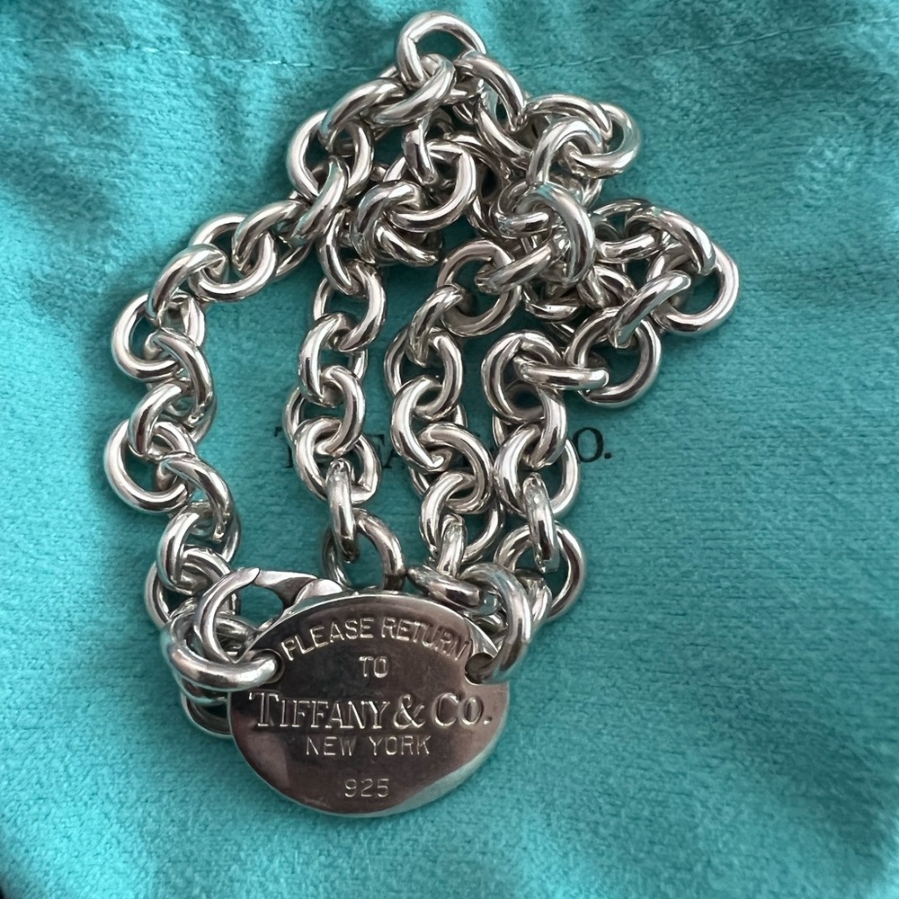 Tiffany & Co Return to Tiffany oval chain necklace
